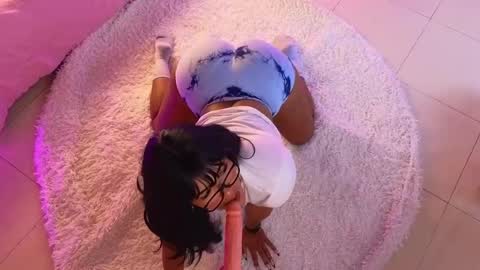 Cris  online show from 02.22.25