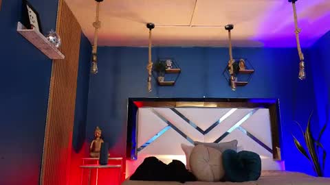 Cris  online show from 09.17.25