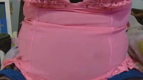 Snapshot of laceylord chatting on 12.14.24 LaceyLord online show from 12.14.24