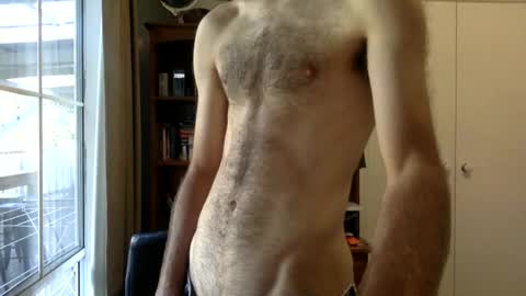 Sims online show from 01.24.25