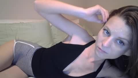 Snapshot of lacie_richards chatting on 04.05.26 Lacie online show from 04.05.26