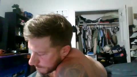 Snapshot of lacrioxcum18 chatting on 10.11.25 lacrioxcum18 online show from 10.11.25