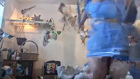 Snapshot of lacybell chatting on 05.05.26 lacybell online show from 05.05.26