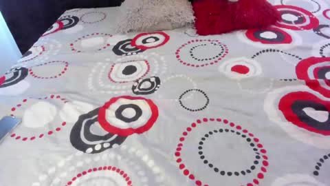 Snapshot of ladahear_ chatting on 06.05.26 Akyra online show from 06.05.26