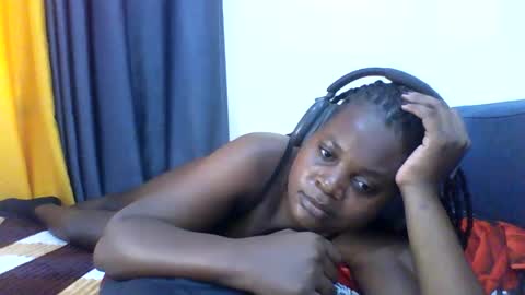 Snapshot of ladar_ chatting on 02.27.26 vida online show from 02.27.26