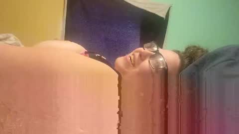 Laddybuggie27 online show from 02.14.25