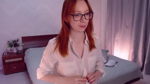 lady_biscuit online show from 01.11.26