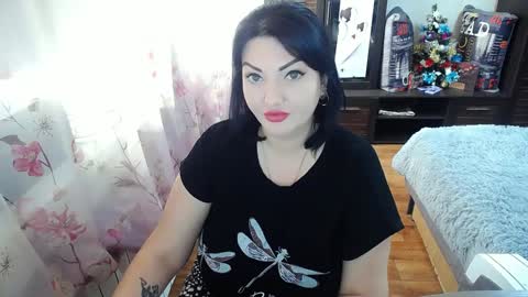 lady_boom_ online show from 01.02.25