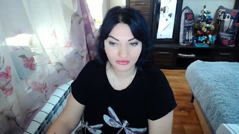 lady_boom_ online show from 01.08.25