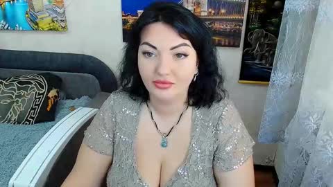 lady_boom_ online show from 09.16.25