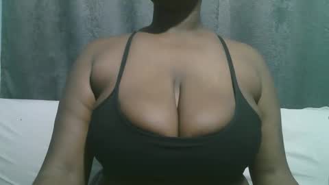 lady_dearra online show from 09.25.25