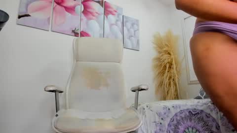 LADY  online show from 01.10.25