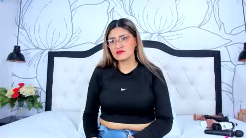 LADY  online show from 03.01.26