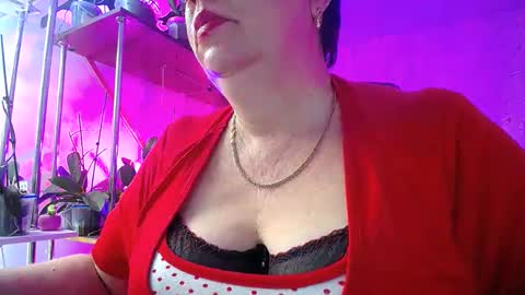 Lady Gloria online show from 12.08.24