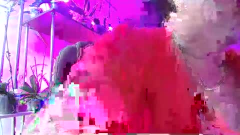 Lady Gloria online show from 12.18.24