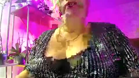 Lady Gloria online show from 12.28.24