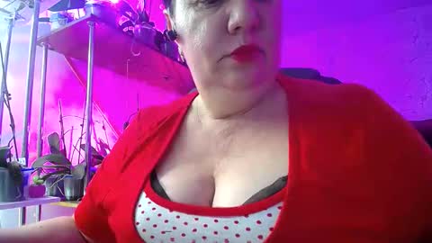 Lady Gloria online show from 12.30.24