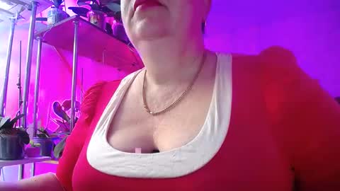 Lady Gloria online show from 01.29.25