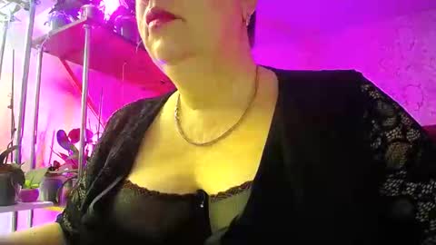 Lady Gloria online show from 02.02.25