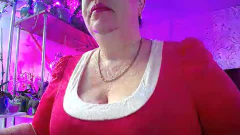 Lady Gloria online show from 02.23.25