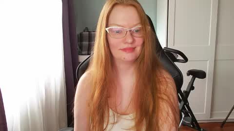 Snapshot of lady_inari chatting on 04.04.26 Angelika online show from 04.04.26