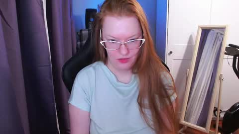 Snapshot of lady_inari chatting on 05.09.26 Angelika online show from 05.09.26