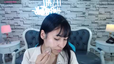 Lady Violet Bridgerton online show from 12.16.24