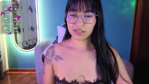 Lady Violet Bridgerton online show from 10.03.25