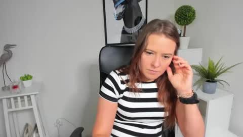ALESSA online show from 06.25.26