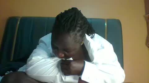 lindah32 online show from 09.28.25