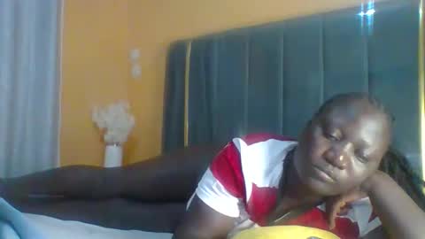 lindah32 online show from 12.22.25