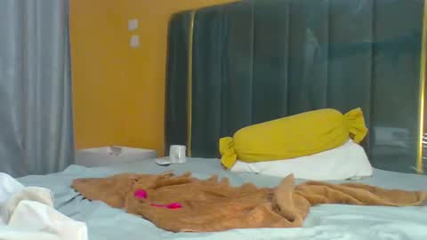 Snapshot of ladyblossoms19 chatting on 02.04.26 lindah32 online show from 02.04.26