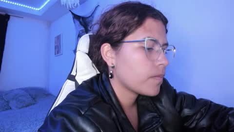  Lady  online show from 10.15.25