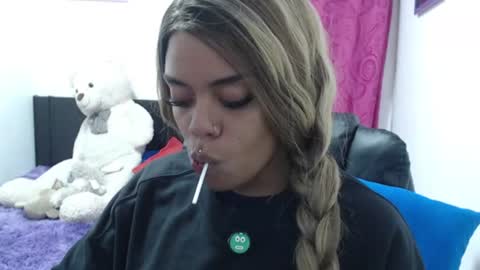 Snapshot of ladydanniela chatting on 07.04.26 leidy daniela online show from 07.04.26