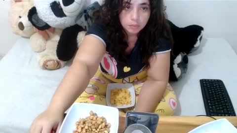 Snapshot of ladydeathz chatting on 01.20.25 ladydeathz online show from 01.20.25