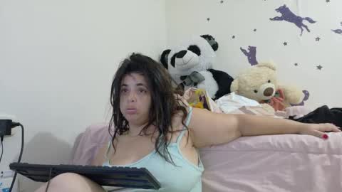 Snapshot of ladydeathz chatting on 09.19.25 ladydeathz online show from 09.19.25