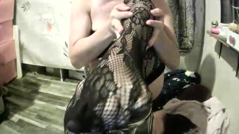 Snapshot of ladyfuck29 chatting on 03.30.26 ladyfuck online show from 03.30.26