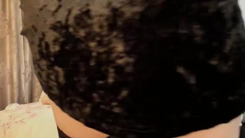 ladyjanyne online show from 11.29.25