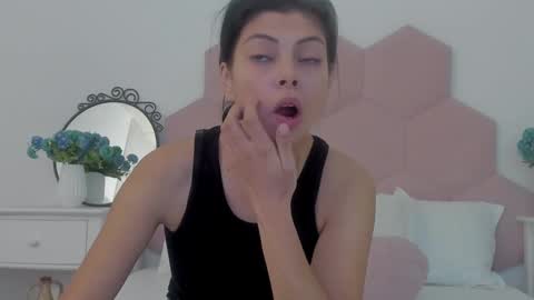 Lia online show from 01.11.25