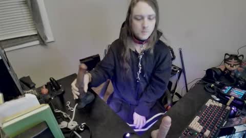 ladymeep online show from 02.04.26