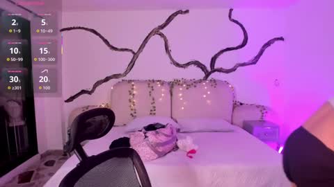 Lady  online show from 09.13.25