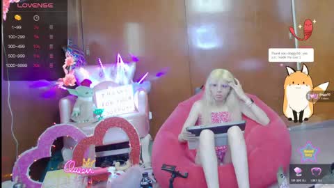 Snapshot of laflakita21 chatting on 04.27.26 Skinnygirl online show from 04.27.26
