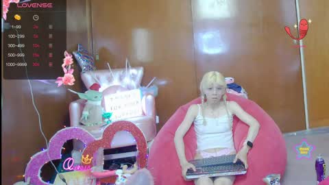 Snapshot of laflakita21 chatting on 04.30.26 Skinnygirl online show from 04.30.26