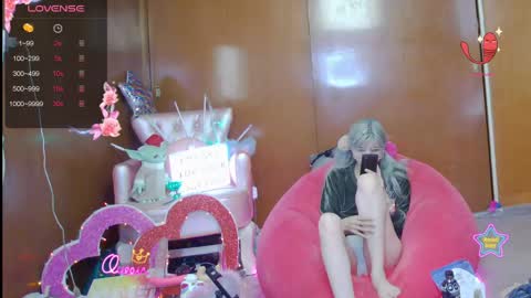 Snapshot of laflakita21 chatting on 05.15.26 Skinnygirl online show from 05.15.26