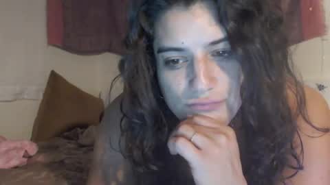 Snapshot of laflori chatting on 06.27.26 Sara Florez online show from 06.27.26