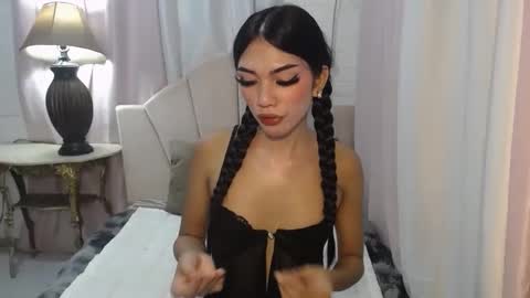 MANIKA online show from 02.08.25