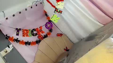 MANIKA online show from 10.28.25