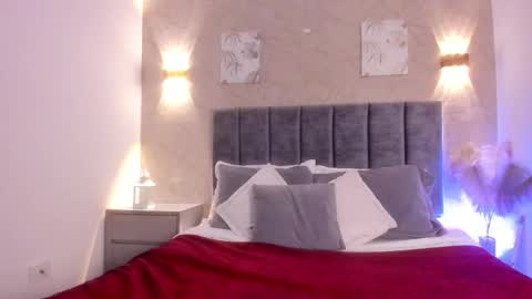 Laia  online show from 03.26.26