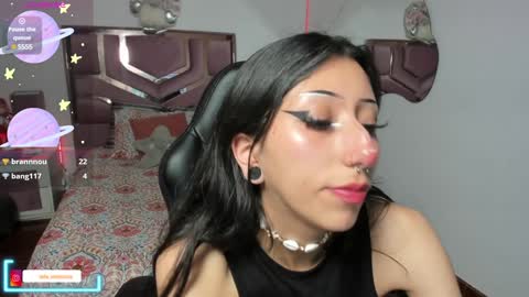 laila_angel online show from 12.04.24