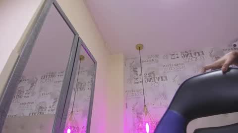   online show from 03.03.25